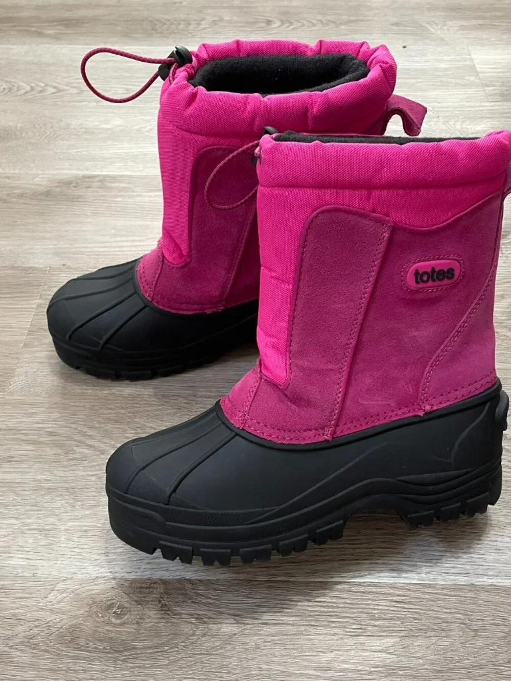 Totes Snow Boots